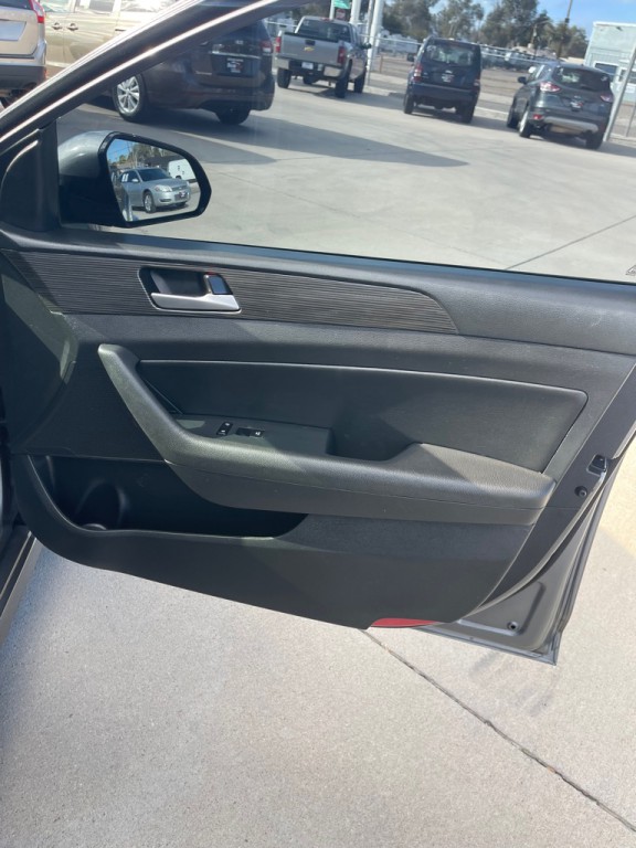 2018 Hyundai Sonata Image 17