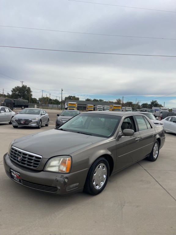 2002 Cadillac DeVille Image 6