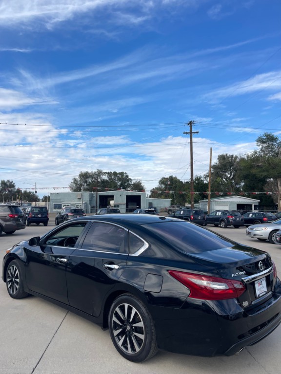 2018 Nissan Altima Image 5