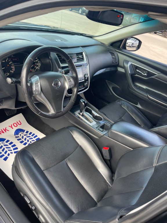 2018 Nissan Altima Image 9