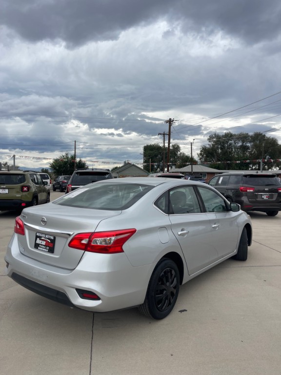 2016 Nissan Sentra Image 3