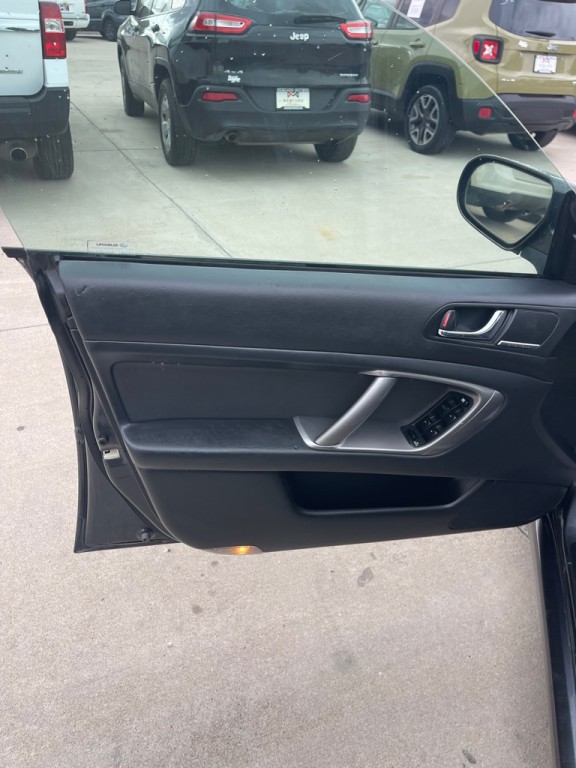 2009 Subaru Legacy Image 10