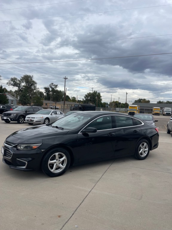 2017 Chevrolet Malibu Image 6