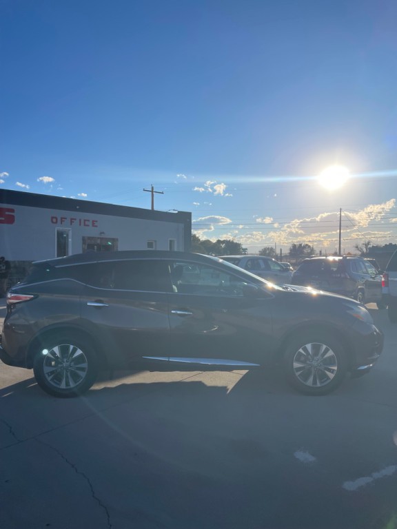 2017 Nissan Murano Image 2