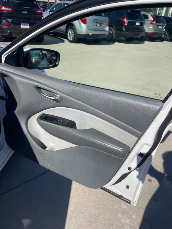 2013 Dodge Dart Image 15