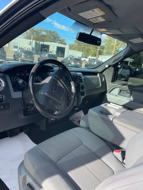 2014 Ford F-150 Image 9