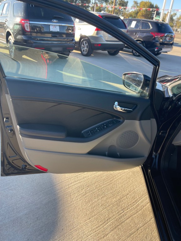 2015 Kia Forte Image 10