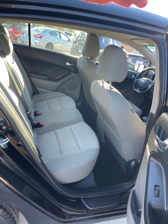 2015 Kia Forte Image 14