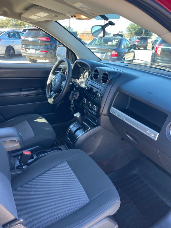 2014 Jeep Compass Image 16