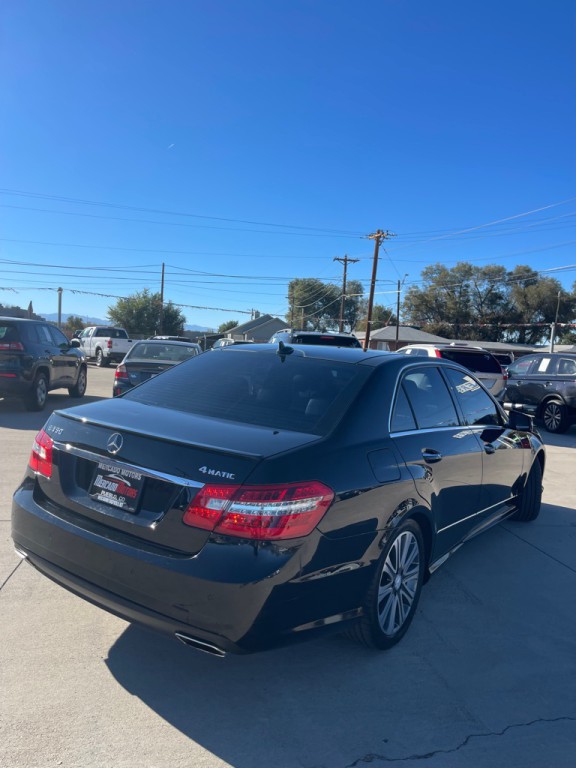 2011 Mercedes-Benz E-Class Image 3