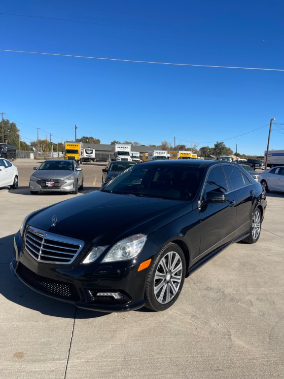 2011 Mercedes-Benz E-Class Image 6