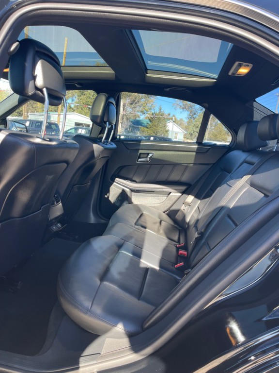 2011 Mercedes-Benz E-Class Image 12