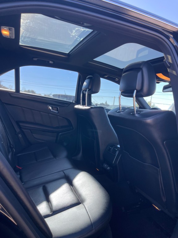 2011 Mercedes-Benz E-Class Image 15