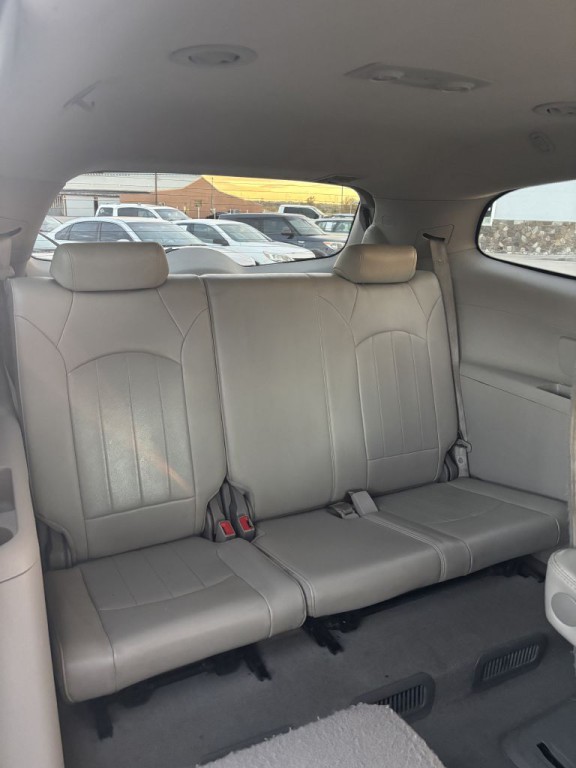 2013 Buick Enclave Image 13