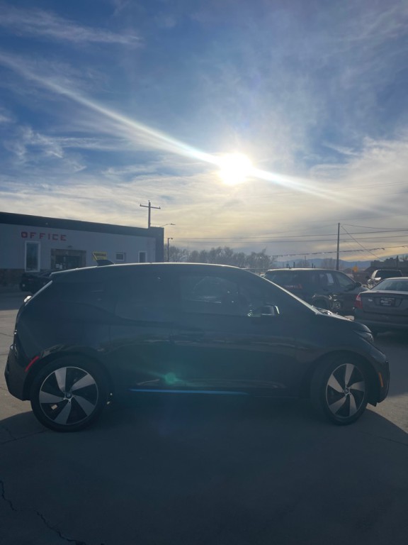 2015 BMW i3 Image 2