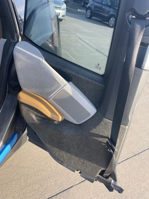 2015 BMW i3 Image 11