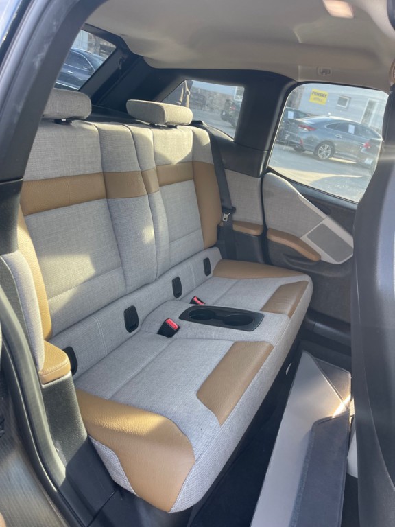 2015 BMW i3 Image 13