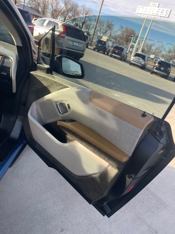 2015 BMW i3 Image 16