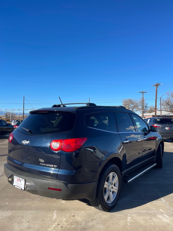 2011 Chevrolet Traverse Image 3