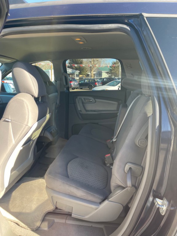 2011 Chevrolet Traverse Image 11