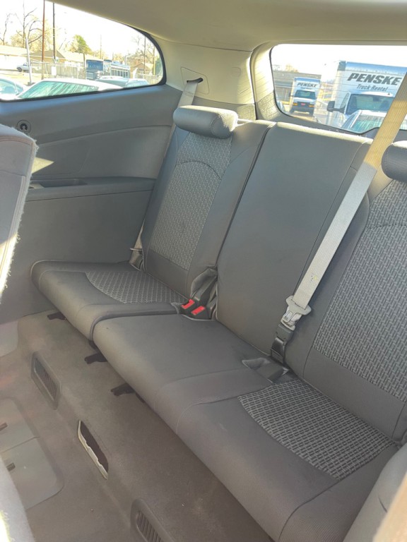 2011 Chevrolet Traverse Image 12