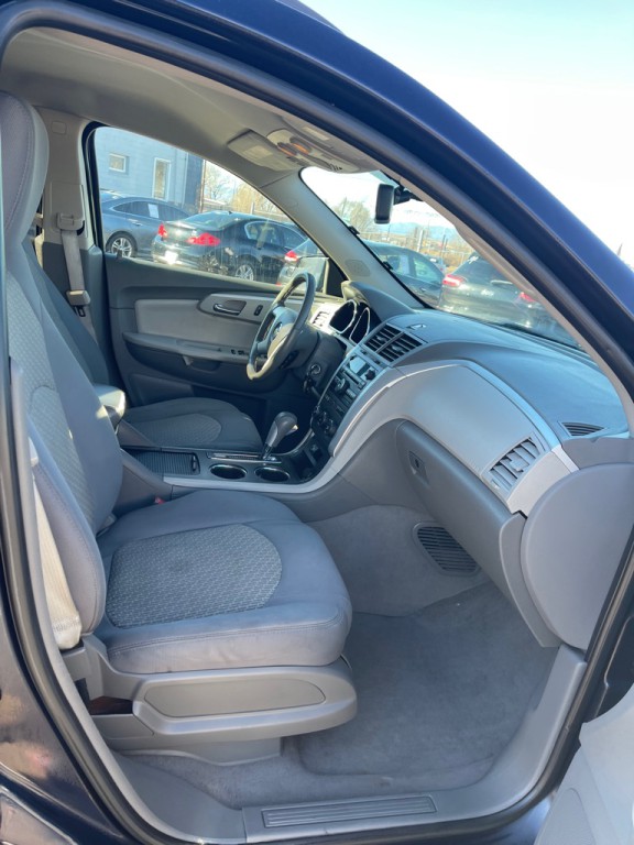 2011 Chevrolet Traverse Image 17