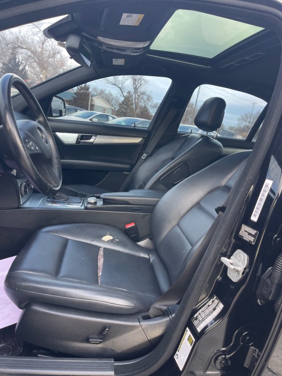 2009 Mercedes-Benz C-Class Image 8