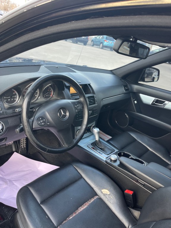 2009 Mercedes-Benz C-Class Image 9