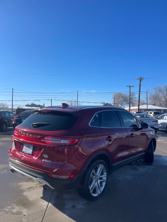 2015 Lincoln MKC Image 3