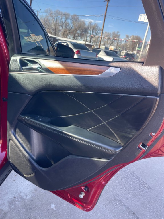 2015 Lincoln MKC Image 14