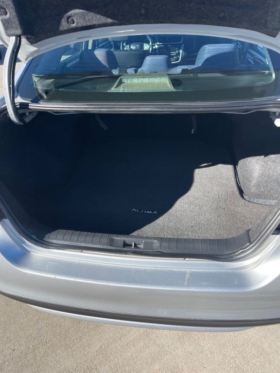 2018 Nissan Altima Image 12