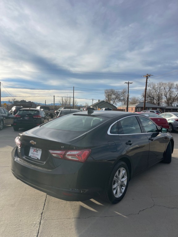 2019 Chevrolet Malibu Image 3