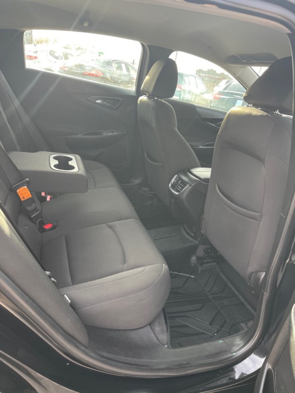 2019 Chevrolet Malibu Image 14
