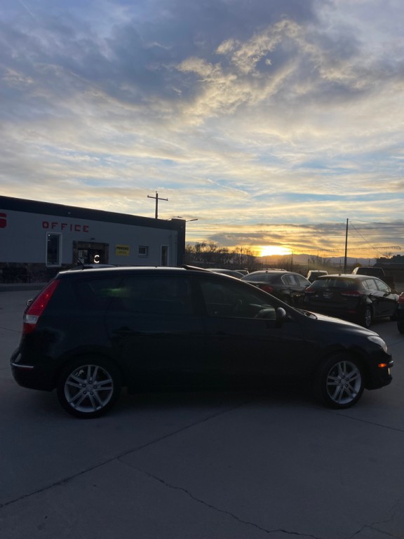 2009 Hyundai Elantra Image 2