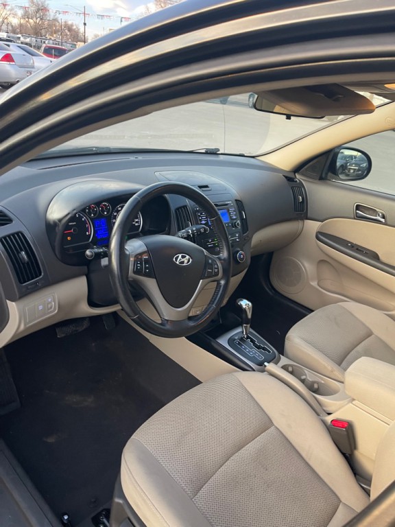 2009 Hyundai Elantra Image 9