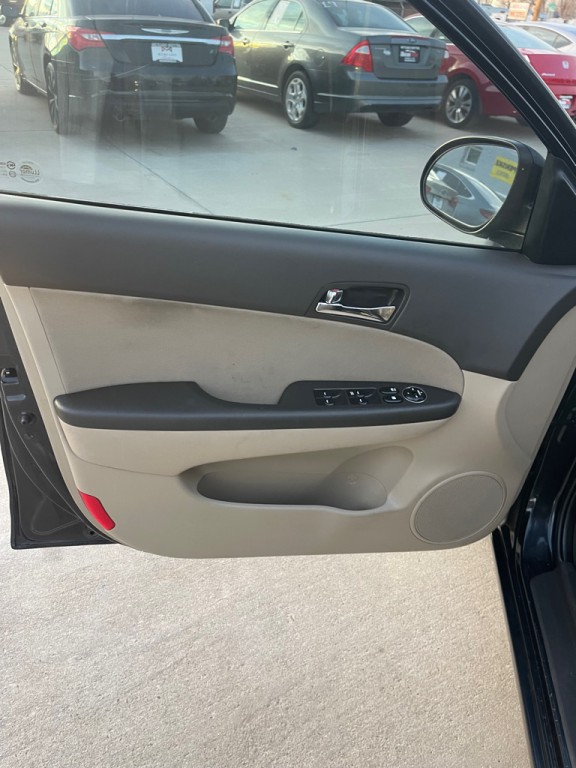 2009 Hyundai Elantra Image 10