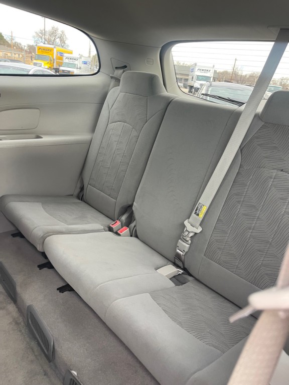 2017 Buick Enclave Image 13