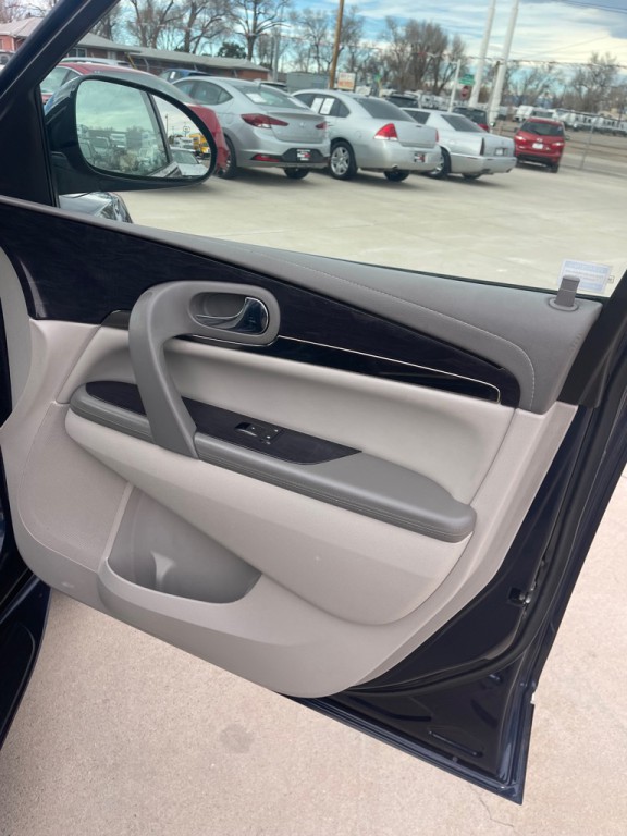 2017 Buick Enclave Image 19