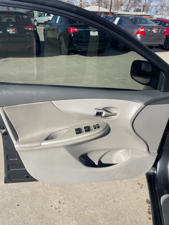 2010 Toyota Corolla Image 10