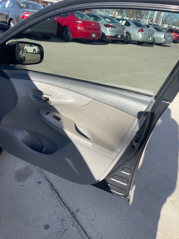 2010 Toyota Corolla Image 17