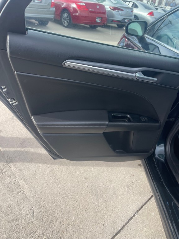 2014 Ford Fusion Image 12