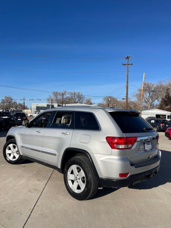 2011 Jeep Grand Cherokee Image 5