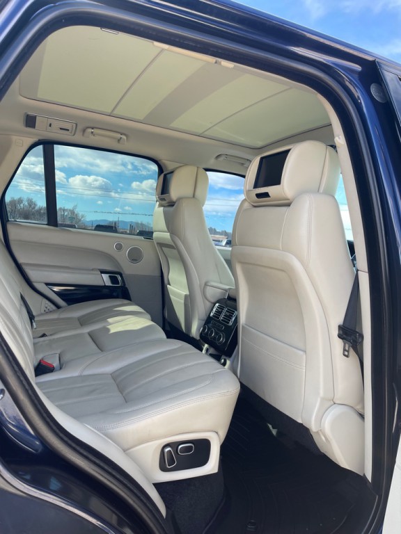 2014 Land Rover Range Rover Image 14