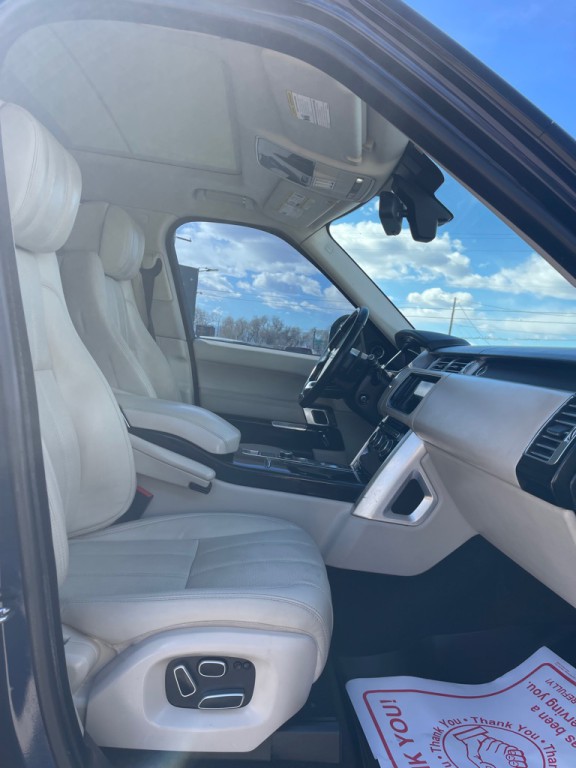 2014 Land Rover Range Rover Image 16