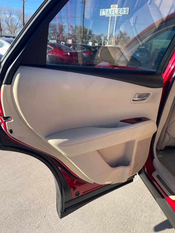 2010 Lexus RX Image 12