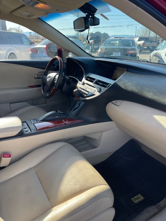 2010 Lexus RX Image 17