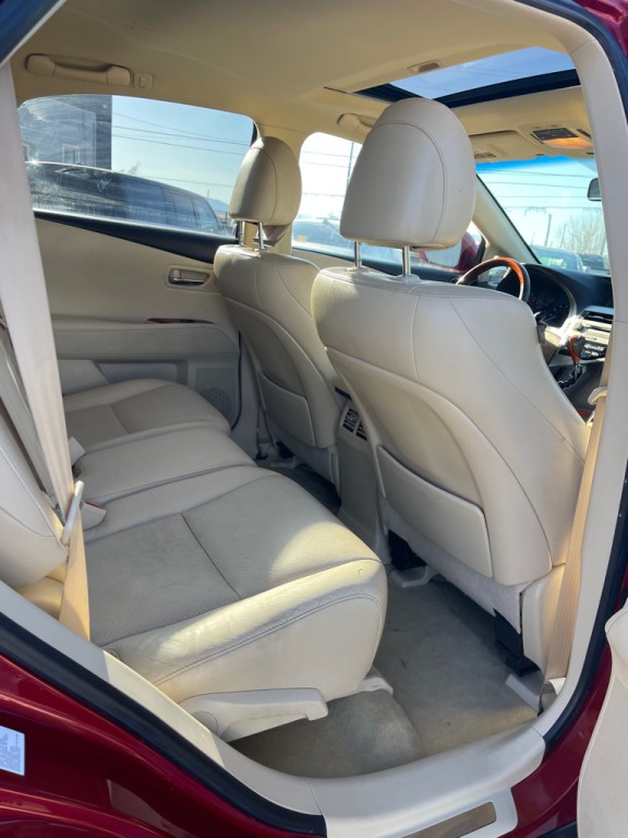 2010 Lexus RX Image 32