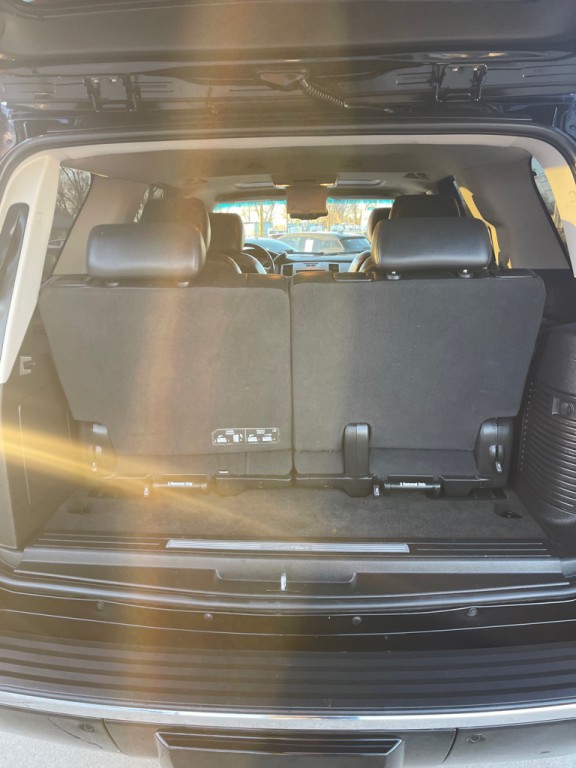 2013 Cadillac Escalade Image 14