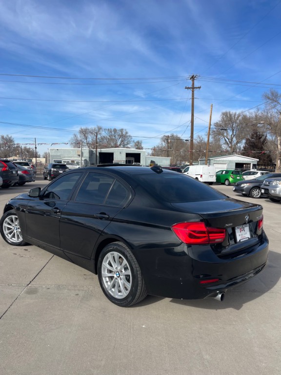 2018 BMW 3 Series Image 4