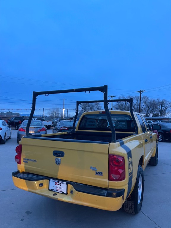 2006 Dodge Dakota Image 3